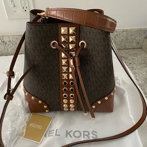 NEW MERCER GALLERY BUCKET TOTE